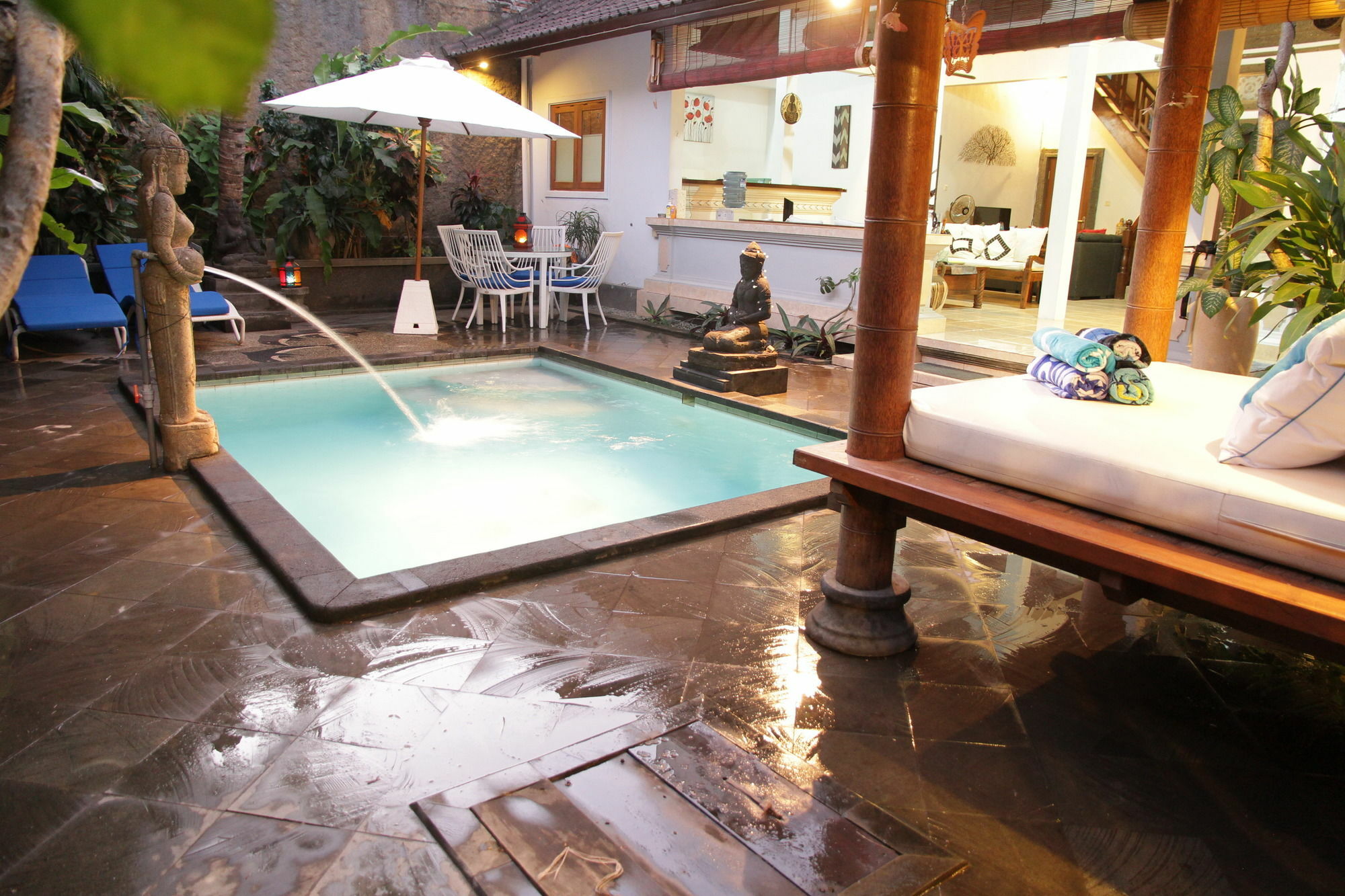 Villa Shantia Seminyak (Bali)