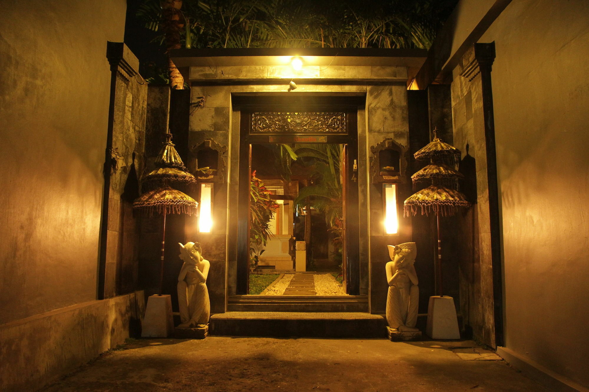 Villa Shantia *