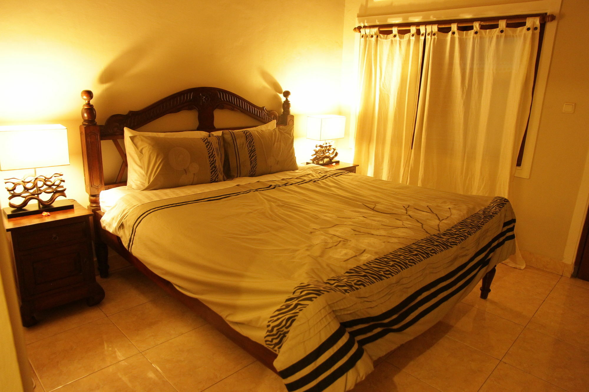Villa Shantia *